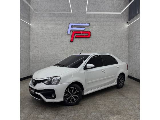 TOYOTA ETIOS 1.5 PLATINUM SEDAN 16V FLEX 4P AUTOMÁTICO TOYOTA ETIOS 1.5 PLATINUM SEDAN 16V FLEX 4P AUTOMÁTICO